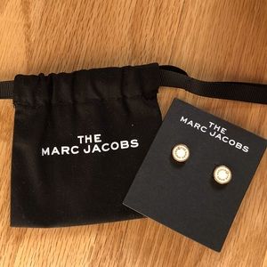 💯 authentic brand new Marc Jacobs studs